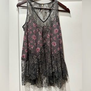 Free People sleeveless lace top, size XS
